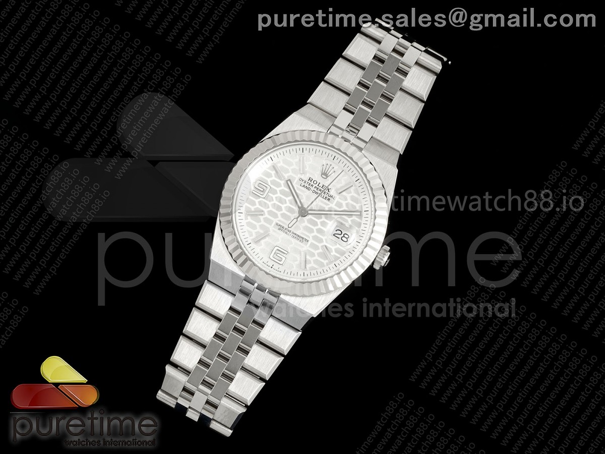 Land Dweller SS 2F Best Edition Silver Dial on SS Bracelet A7135